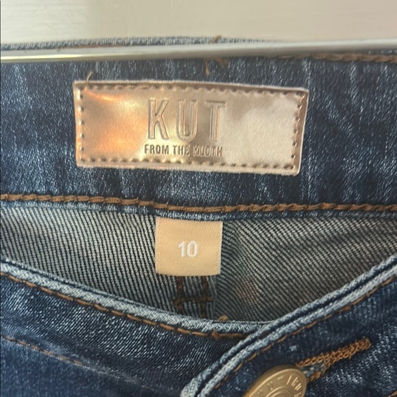 Kut from the Kloth Blue Relaxed Jeans with Lived-In Look - Picture 2 of 14
